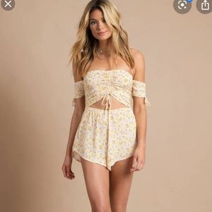 Blue Life Yellow Floral Romper 💛